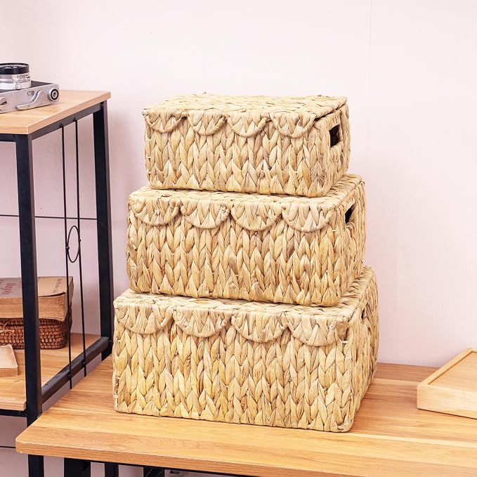 LUSYDECO Set of 3 Scalloped Edge Wicker Basket with Lid, Rectangle Wicker Storage Basket with Built-in Handles, Multipurpose Organizer Rattan Display Boxes for Shelf, Nursery Room - Image 7