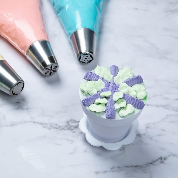 Restaurantware-Russian Piping Tip, 1 Petal Cake Decor Piping Tip - #38, Corrosion-Resistant, Stainless Steel Decorating Tip For Frosting, Dishwashable, Decorate Cupcakes, Cakes, or Cookies - Image 3