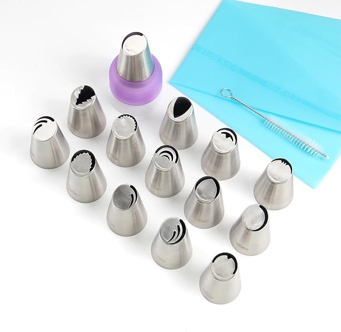 17 Pcs Stainless Steel Seamless Russian Flower Icing Tips Set by ChooYes