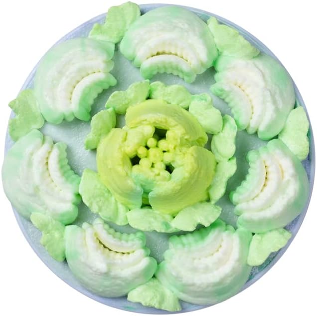 Restaurantware-Russian Piping Tip, 1 Petal Cake Decor Piping Tip - #36, Corrosion-Resistant, Stainless Steel Decorating Tip For Frosting, Dishwashable, Decorate Cupcakes, Cakes, or Cookies by Restaurantware
