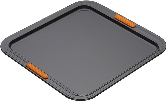 Le Creuset Non-Stick Carbon Steel Bakeware Square Baking Sheet, 31 cm, Black, 46093310010000 by Unknown