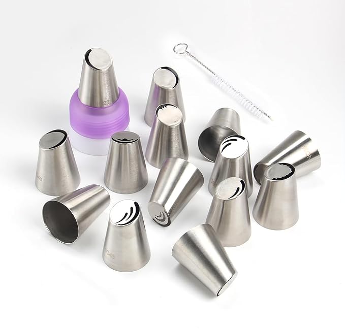 17 Pcs Stainless Steel Seamless Russian Flower Icing Tips Set - Image 5