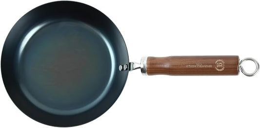 Crafted in Japan. Trusted by Chefs. Japanese Carbon Steel Frying Pan – Precision-Formed, Pre-Seasoned & Lightweight, Chef-Designed for High-Heat Control (7.9 inches) by Unknown