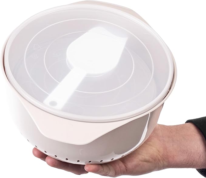 KADAX Plastic Bowl Set - Mixing Bowls with Lids 1.5L & 3L, Scoop & 3.5L Kitchen Strainer - Stackable Kitchen Accessories for Baking, Cooking, Washing & Storing - Image 5