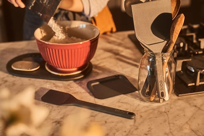 Ooni Dough Tools Set - Set of 3 Dough Preperation Tools, Bread Making Kitchen Utensils, Dough Making Tools, Scraper, Spatula and Mixing Spatula - Image 3