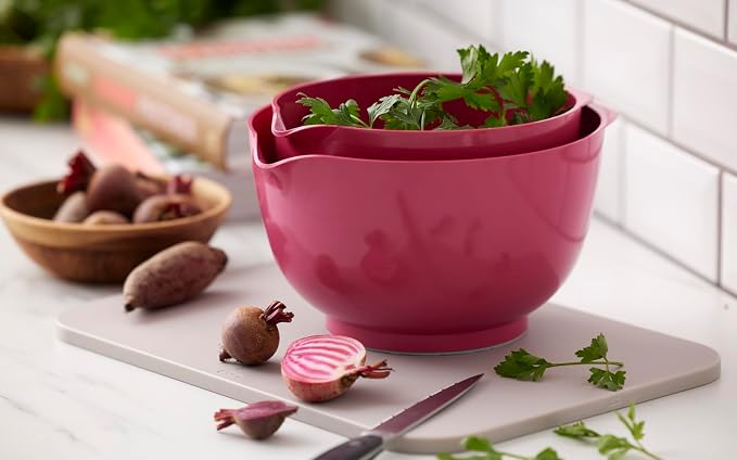 Rosti Margrethe Bowl Set, Set of 4 Bowls with 2 Bowls and 2 Lids, Recyclable Plastic, 1.5 Litre and 3 Litre, Beetroot - Image 4