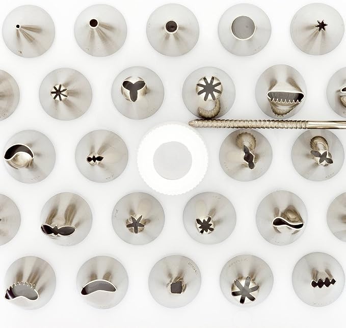 Restaurantware Cake Decorating Tips Set 28-Piece Set of Stainless Steel Icing Nozzles, Durable Pastry Bag Tools, Rust-Resistant Dessert Decoration Kit, Silver - Image 5