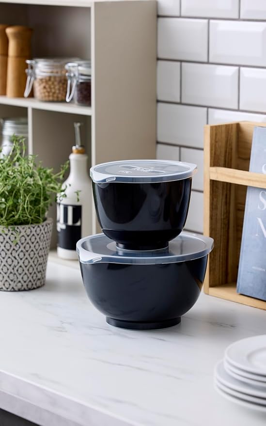 Rosti Margrethe Bowl Set, Set of 4 Mixing Bowls, 2 Mixing Bowls and 2 Lids, Recyclable Plastic, 1.5 Litre and 3 Litre, Carbon Black - Image 3