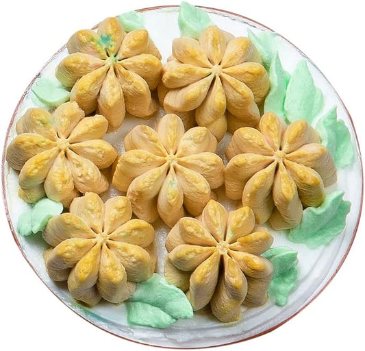 Restaurantware-Russian Piping Tip, 1 Flower Cake Decor Piping Tip - #7, Corrosion-Resistant, Stainless Steel Decorating Tip For Frosting, Dishwashable, Decorate Cupcakes, Cakes, or Cookies by Restaurantware