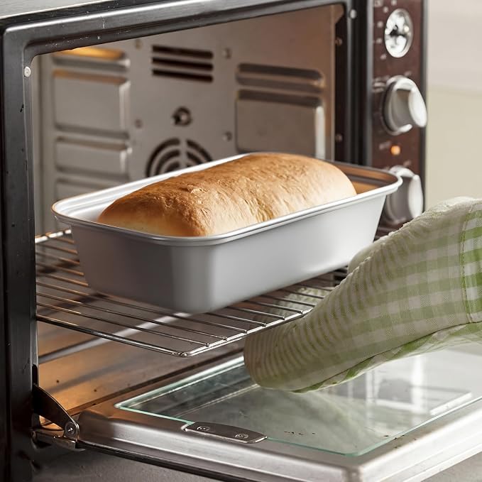 Uiifan 12 Pack Mini Loaf Pans, 6.1 x 3.3 x 2.1 in, Silver | Non Stick Small Bread Pans, Rectangle Banana Bread Tins, Tiny Carbon Steel Baking Pan, for Halloween Baking, Picnics, Party - Image 3