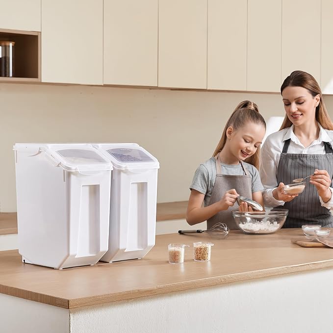 VEVOR Rice Storage Container, 4.5Gallon/20L x2 Capacity Large Dog Food Dispenser Bin, Kitchen Ingredient Grain Cereal Flour Bin, Pet food Containers with Wheels, 2 Measuring Cups, Airtight Lid, 2 Pack - Image 9