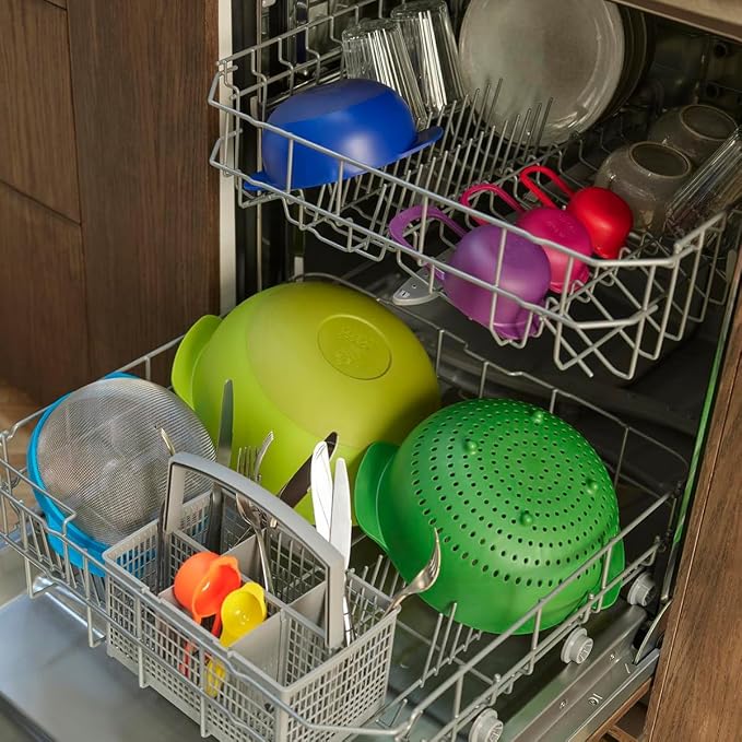Joseph Joseph Nest 9 Plus, 9 Piece Compact Food Preparation Set with Mixing Bowls, Measuring cups, Sieve and Colander, MultiColor - Image 7