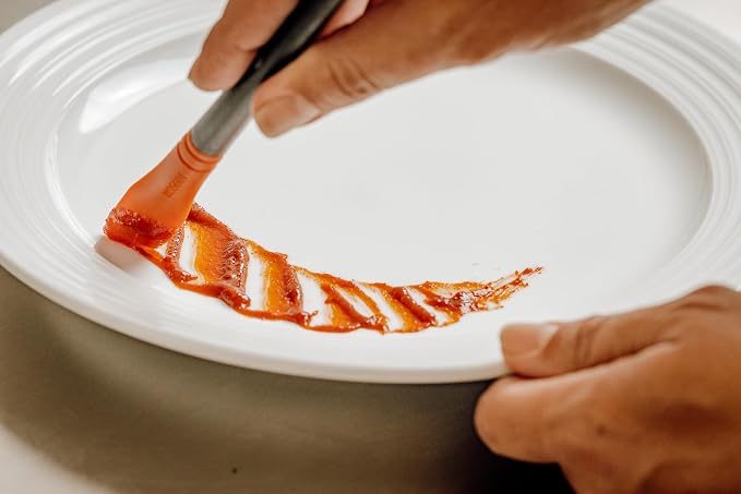 Mercer Culinary Silicone 60 Degree Angle Plating Brush - Image 4