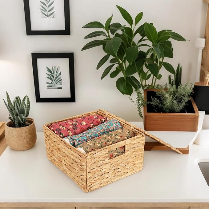 Wicker Storage Baskets with Lids,Multi-size 3 Pack Natural Water Hyacinth Wicker Nesting Baskets,Decorative Storage Ratten Boxes for Organizing,Storage,and Gifts - Image 6