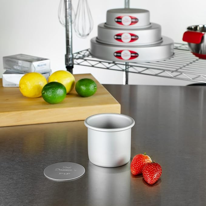 Fat Daddio's PCC-33SET Anodized Aluminum Round Cheesecake Pan with Removable Bottom, 3 x 3 inch, Set of 2 - Image 4
