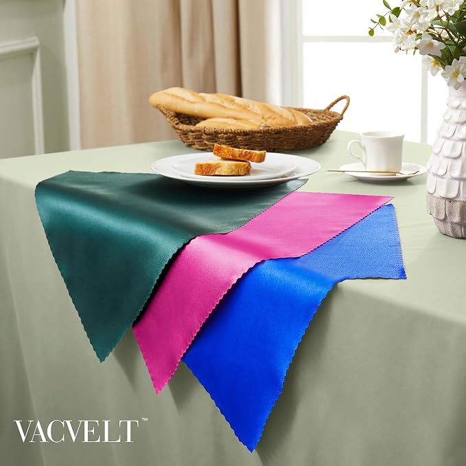 VACVELT 100 Pack Hunter Green Scalloped Satin Napkins 17x17 Inch Wedding | Scalloped Floral Edges With Silky Smooth Finish, Seamless Design, Machine Washable Wrinkle And Fade Resistant - Image 4
