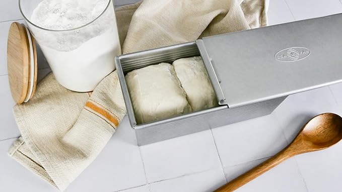 USA Pan Bakeware Pullman Loaf Pan With Cover, 9 x 4 inch, Nonstick & Quick Release Coating, Made in the USA from Aluminized Steel - Image 3