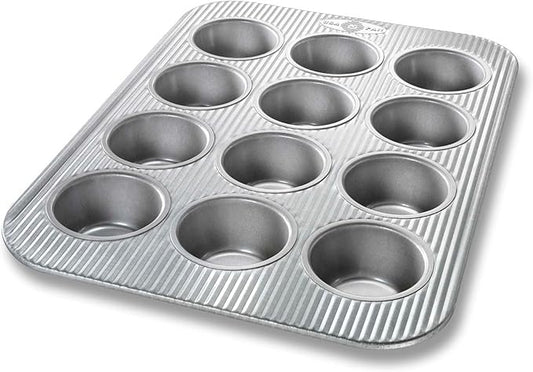USA Pan Bakeware Muffin Pan, 12-Well, Aluminized Steel by USAPan