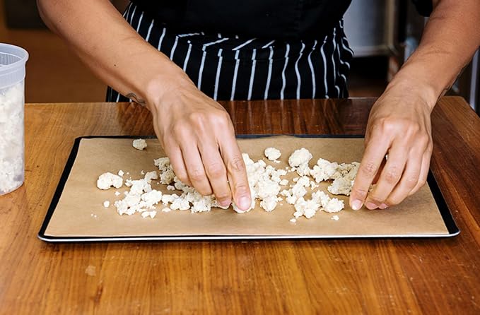 Matfer Bourgeat Blue Carbon Steel Sheet Pan, Commercial Quality Sheet Pan for Baking, Roasting & Broiling, 15 3/4"x12" - Image 4