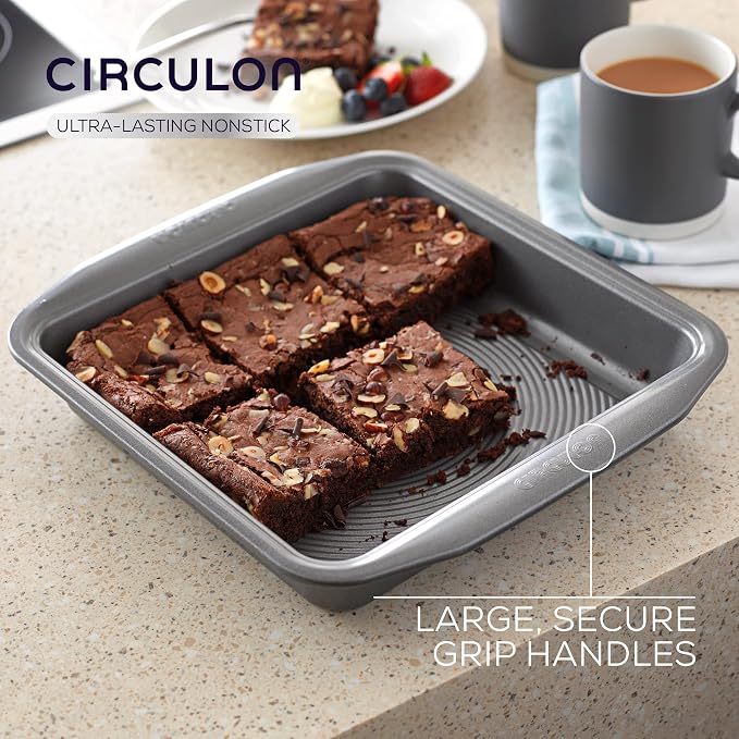 Circulon Momentum 3pc Roaster set - Medium roaster; Multipurpose Oven Tin; Large Oven Tray - Image 3