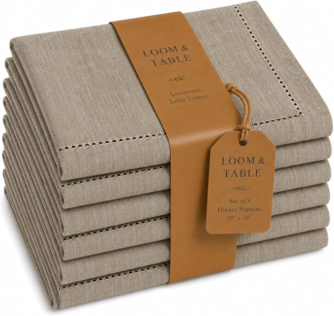 Maple Chocolate Napkins by Loom & Table – Elegant, Wrinkle-Resistant, Machine Washable – Luxury Napkin for Dining Room, Weddings, Dinner Parties, Holidays, Birthdays, or Everyday Use by LoomandTable