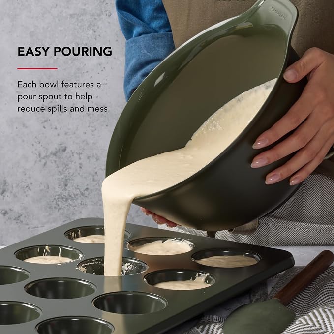 KitchenAid Universal Nesting Plastic Mixing Bowls, Set of 3, 2.5 quart, 3.5 quart, 4.5 quart, Evergreen - Image 5