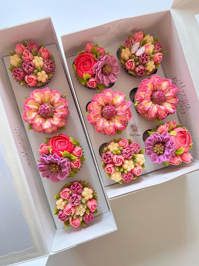 17 Pcs Stainless Steel Seamless Russian Flower Icing Tips Set - Image 9