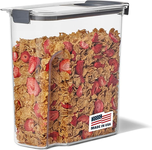 Rubbermaid Brilliance Airtight Cereal Food Storage Container, Shatterproof, BPA-Free and Dishwasher-Safe, 32oz Capacity by Unknown
