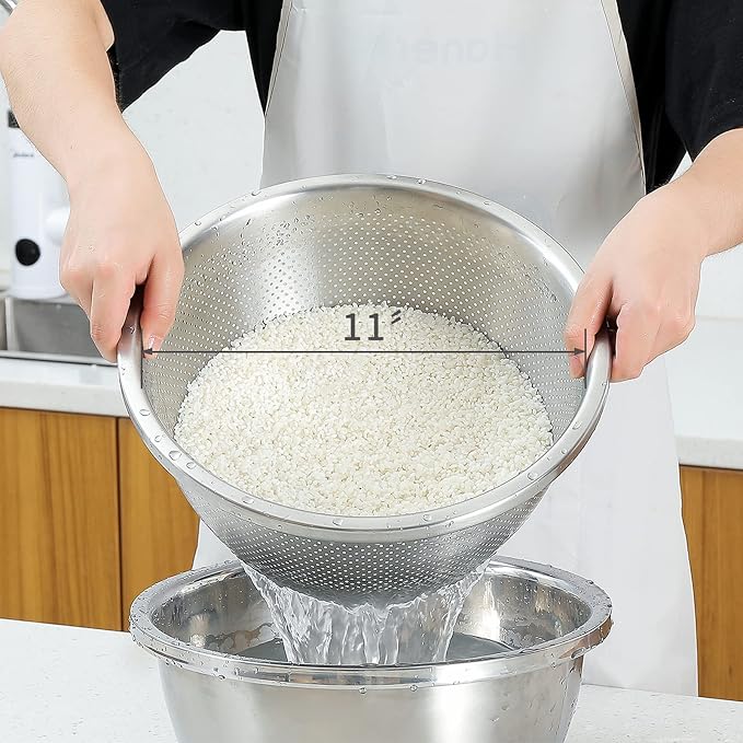 304 Stainless Steel Microporous Colander, 5QT Large Capacity with Mixing Bowl For washing vegetables, fruit and rice and for draining cooked pasta(2PC) - Image 6