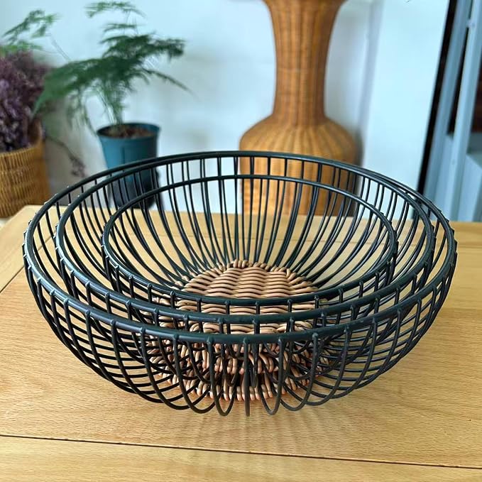 Set of 3 Stackable Metal Mesh Fruit Basket Bowl, Round Rust-Proof Breathable Wire Storage Organizer, Non-Slip Decorative Produce Holder for Kitchen Countertop, Store Fruits Veggies Snacks, Black - Image 2