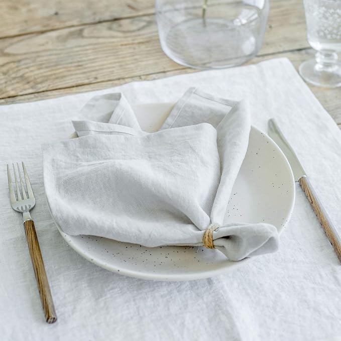 MagicLinen 100% Linen Napkins Set of 4, Soft Absorbent Dinner Napkins | European Flax, OEKO-TEX Certified, Stone-Washed Soft, Breathable, Absorbent, Set includes 4 napkins, Size 18X18in by MagicLinen