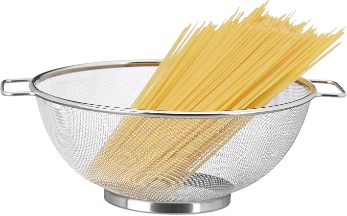 10x stainless steel colander, fine mesh strainer with handles, for pasta, dishwasher safe, with base, Ø 26 cm, silver - Image 3