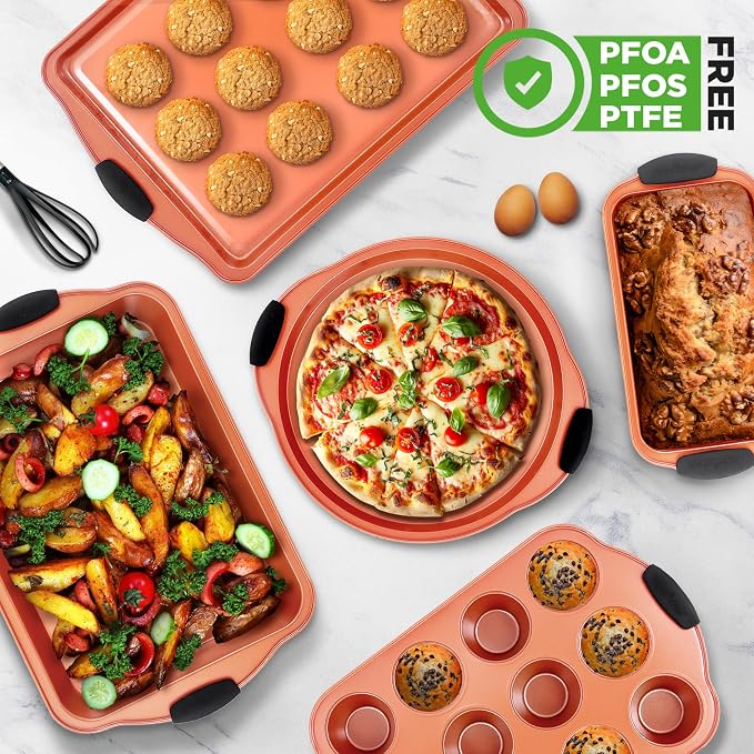 NutriChef 8 Piece Baking Pans Set - Nonstick Carbon Steel Bakeware Set w/ Silicone Heat-Safe Handles - Includes Loaf Pan, Muffin Pan, Cookie Sheets, Pizza Crisper, Roasting Pans - Rose Gold - Image 4