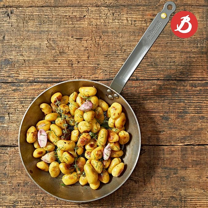 de Buyer MINERAL B Carbon Steel Fry Pan - 8” Diameter, 5.5” Cooking Surface - Ideal for Searing, Sauteing & Reheating - Naturally Non-Stick Finish - Made in France - Image 8